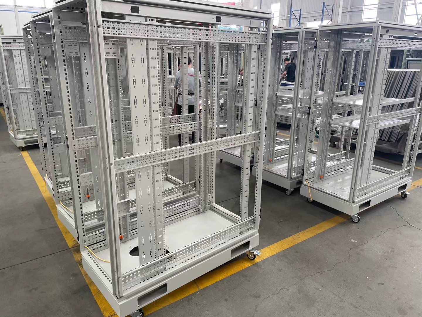 枣庄市机柜加工钣金加工定制 - 价格